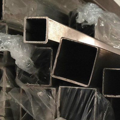Tubolare quadrato Inox AISI 304 satinato - L1000 mm
